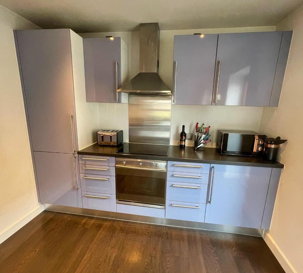 Historic Clock Tower Apartment With Rooftop Terrace And Free Secure Parking Sheffield Extérieur photo